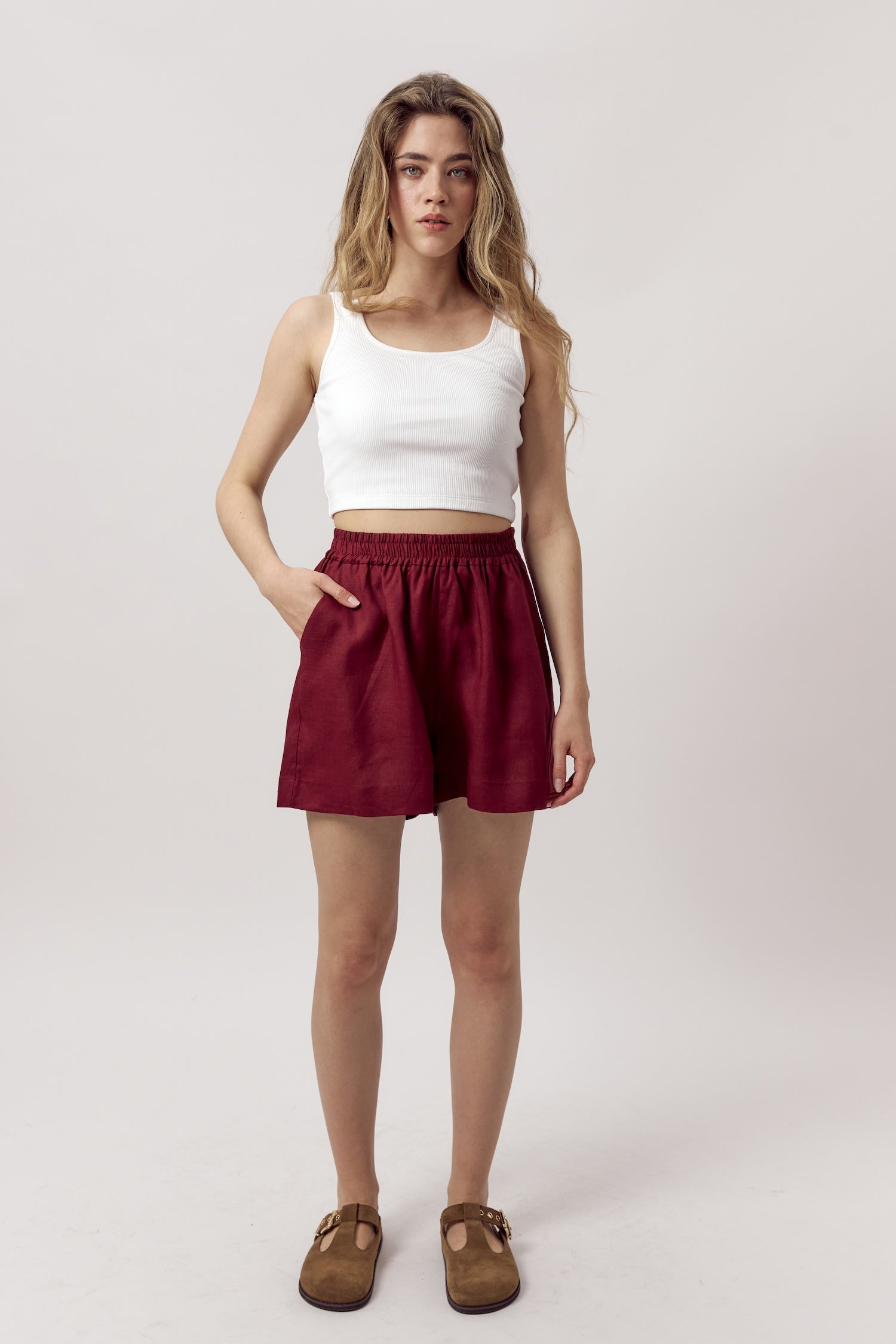 Jane Linen Shorts Cabernet