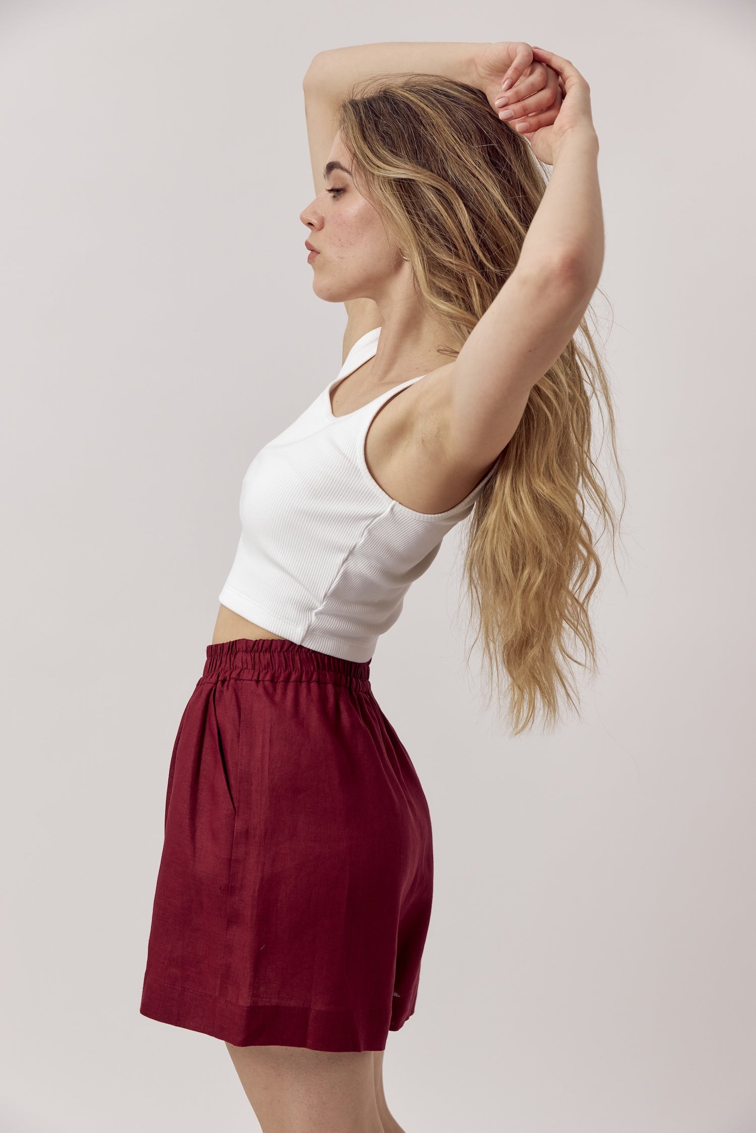 Jane Linen Shorts Cabernet