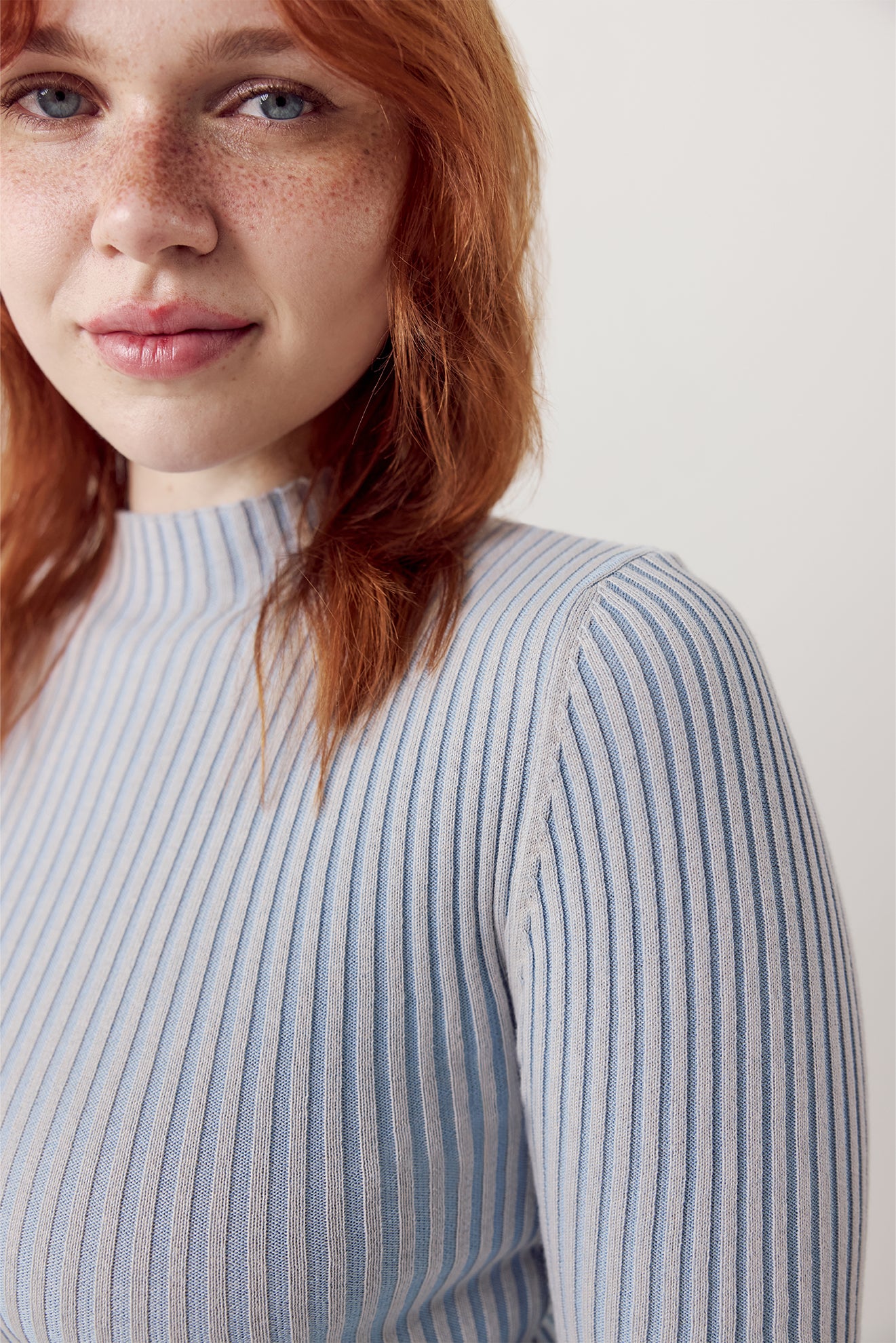 Asma Rib Turtleneck Light Stripe