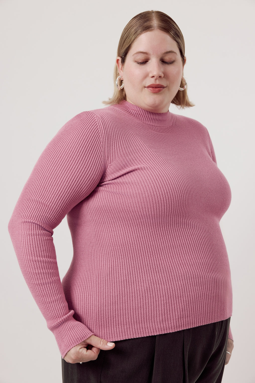 Mona Fine Knit Mock Neck Dusty Bloom