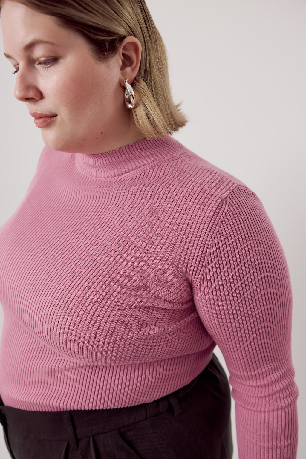 Mona Fine Knit Mock Neck Dusty Bloom