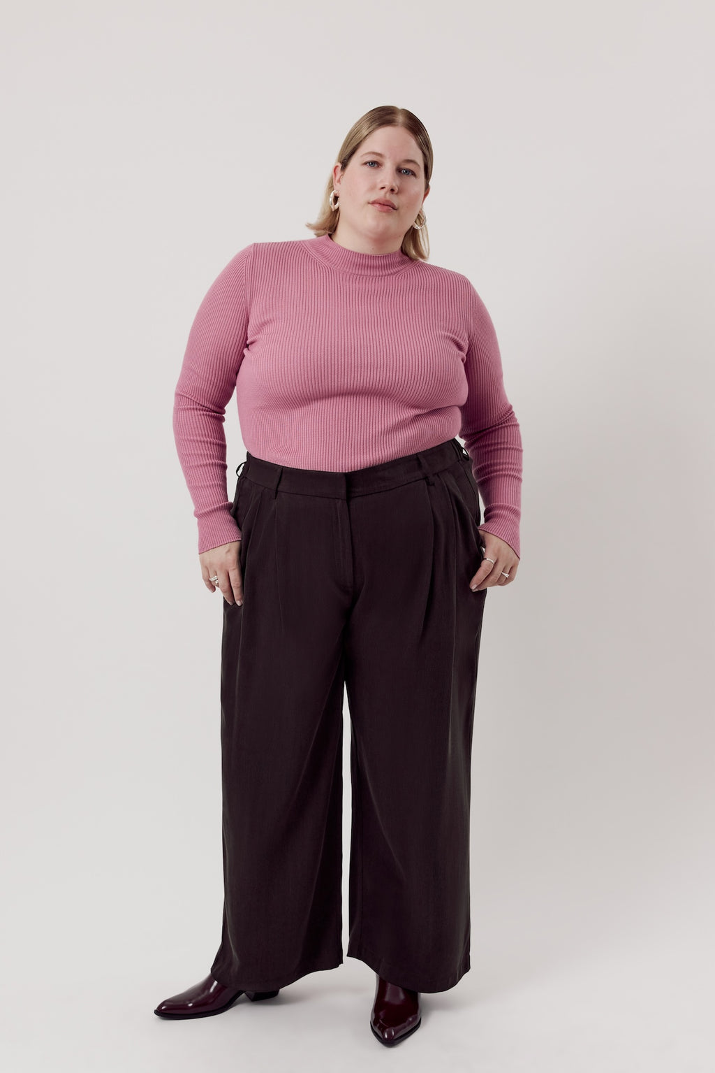 Mona Fine Knit Mock Neck Dusty Bloom