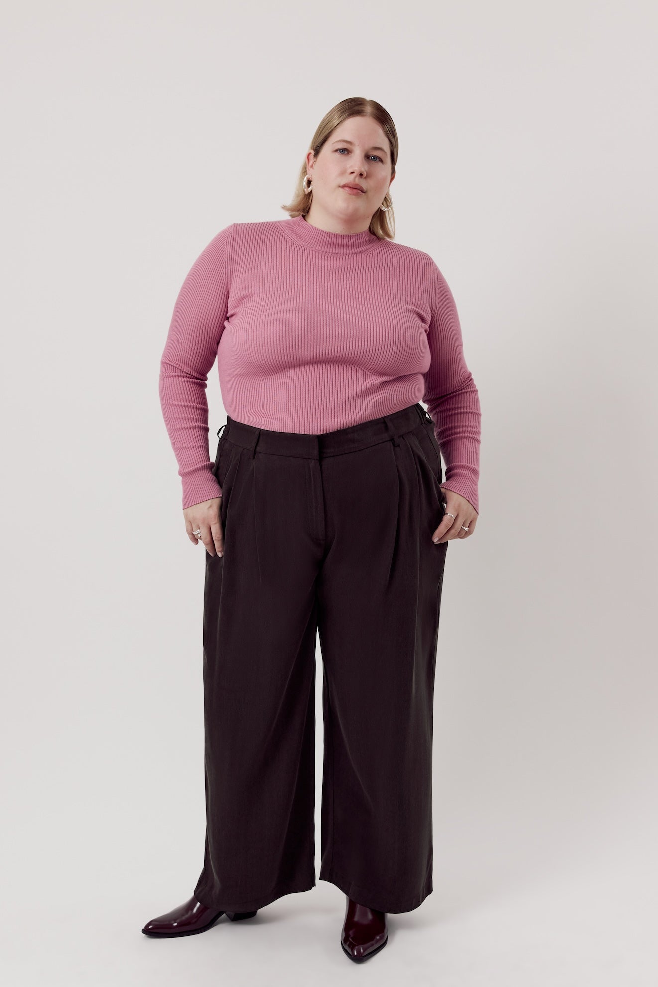 Mona Fine Knit Mock Neck Dusty Bloom