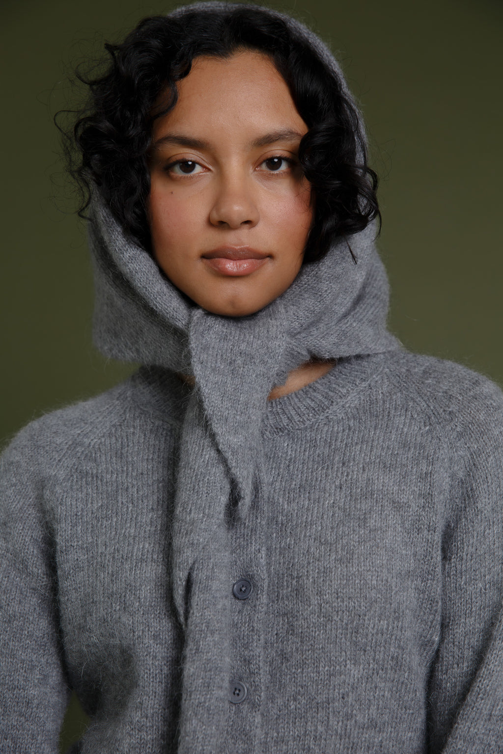 Gira Triangle Scarf Large Grey