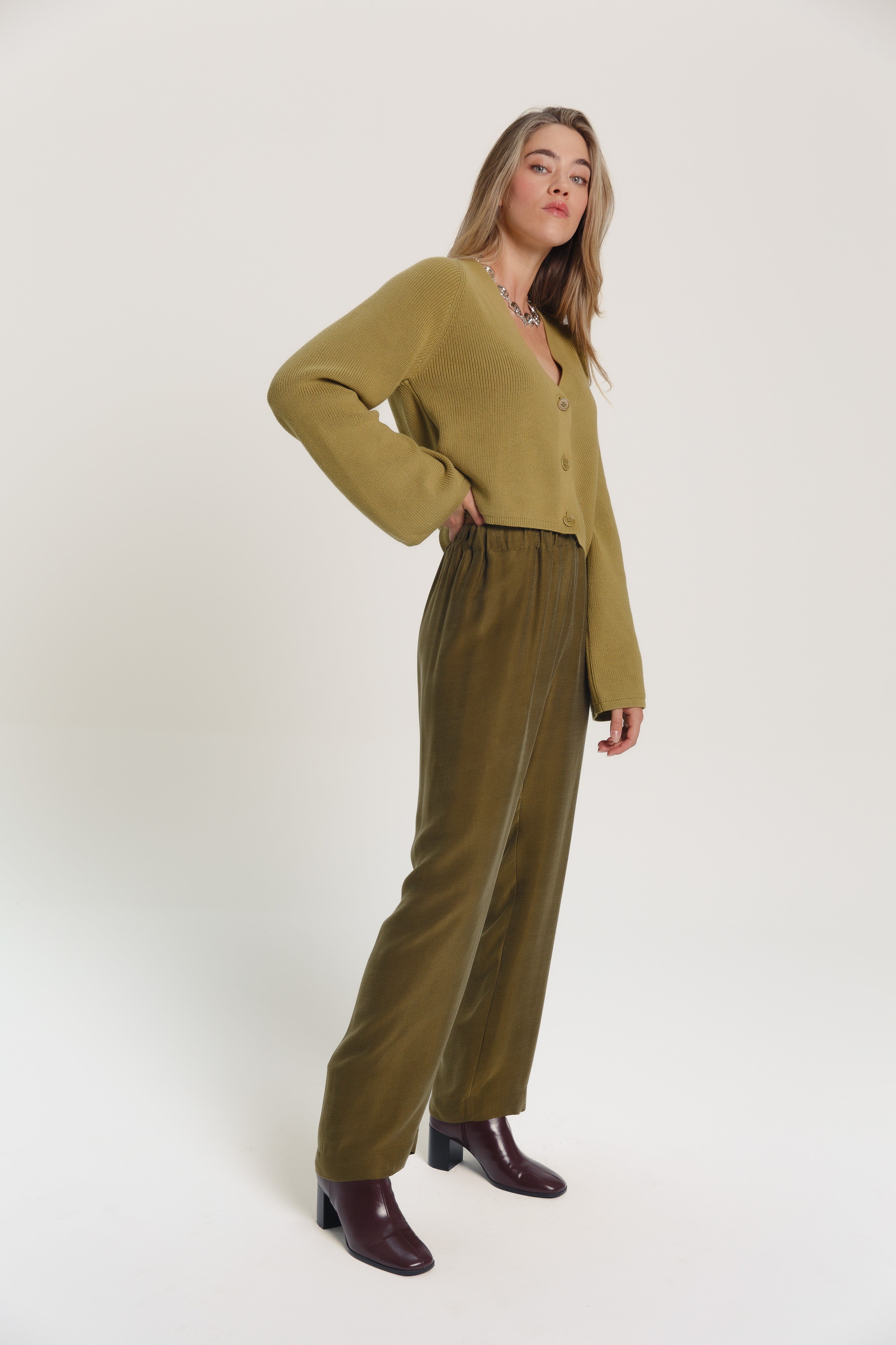 Bella Pants Dark Olive