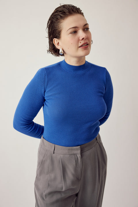 Mona Fine Knit Mock Neck Blue