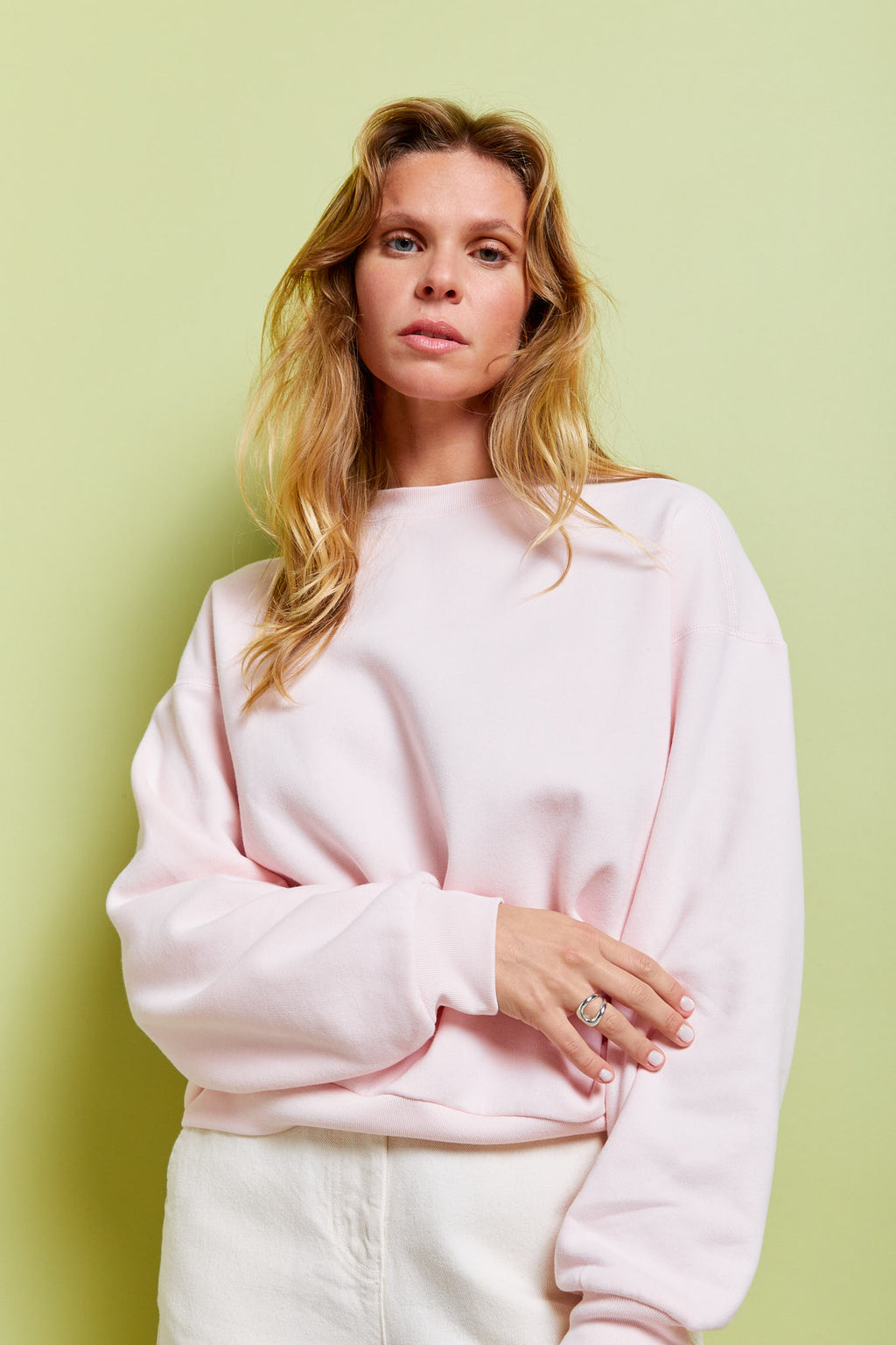 Signature Sweatshirt Powder