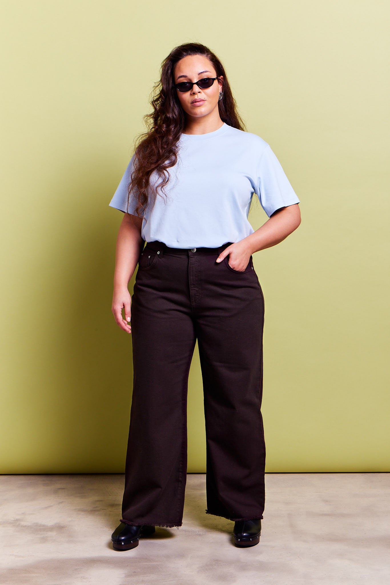 Maddie Wide Leg Jeans Brown